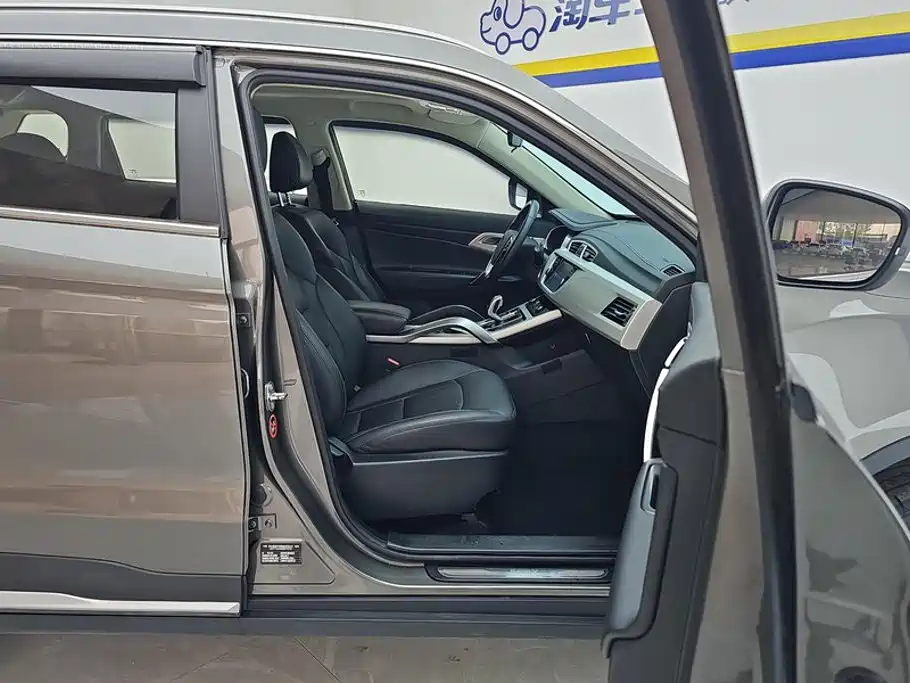 Geely Boyue — миниатюра 8
