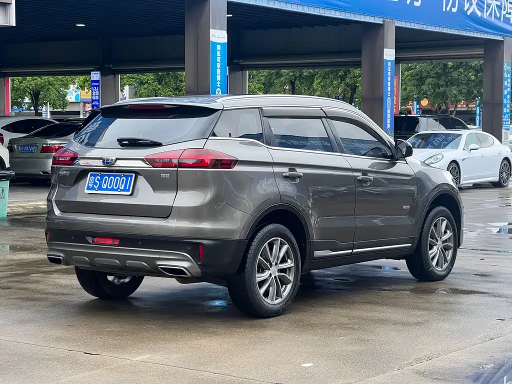 Geely Boyue — миниатюра 9