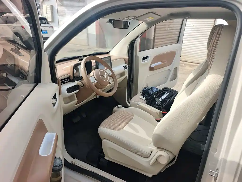 Wuling MINIEV — миниатюра 17