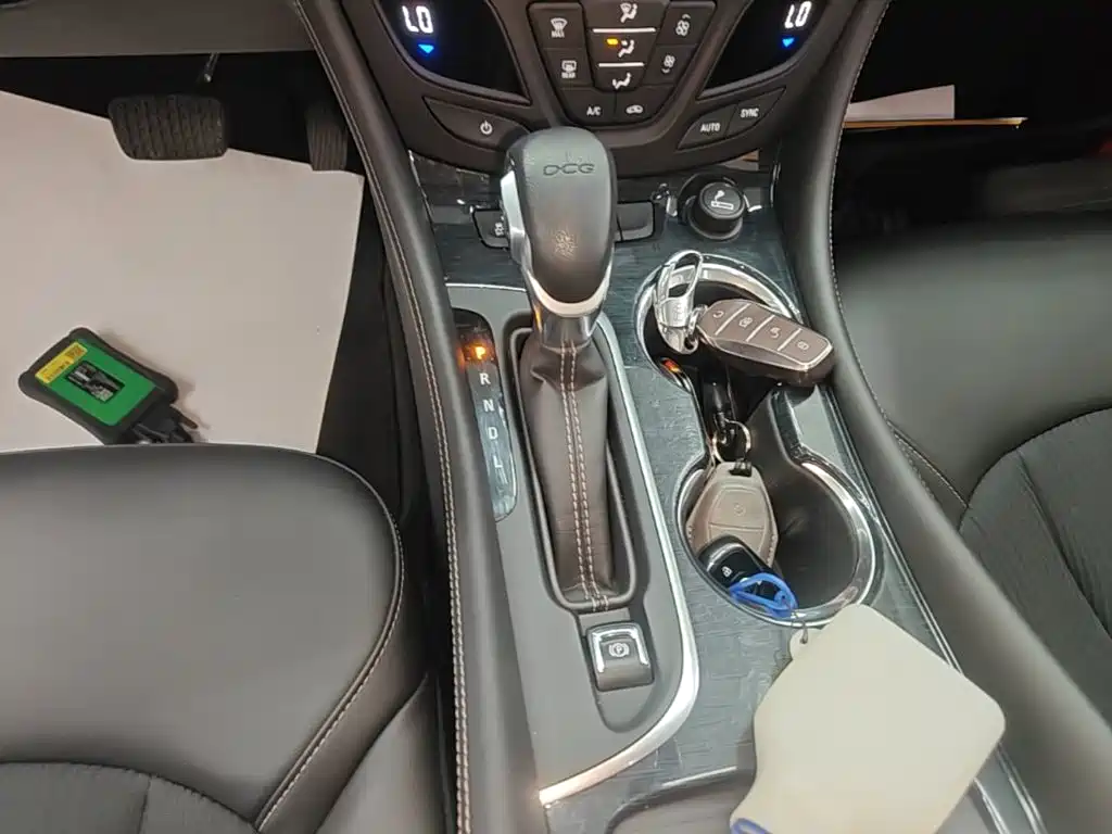 Buick Envision Plus — миниатюра 14