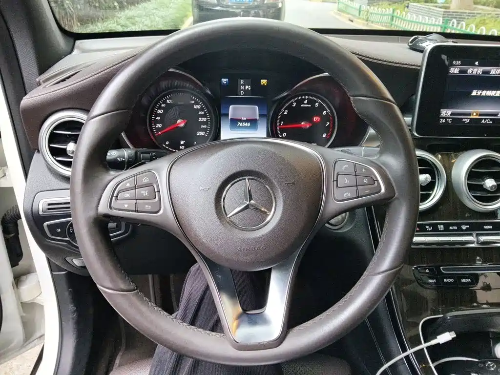 Mercedes-Benz GLC — миниатюра 11