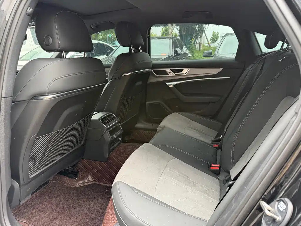 Audi A6L — миниатюра 4