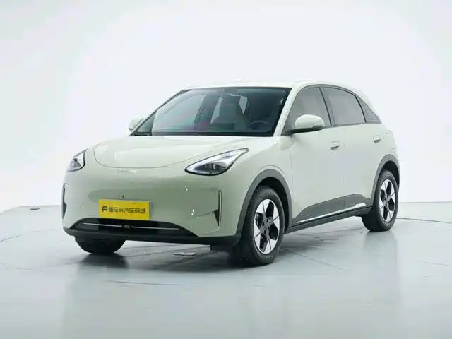 2025 Geely Xingyuan