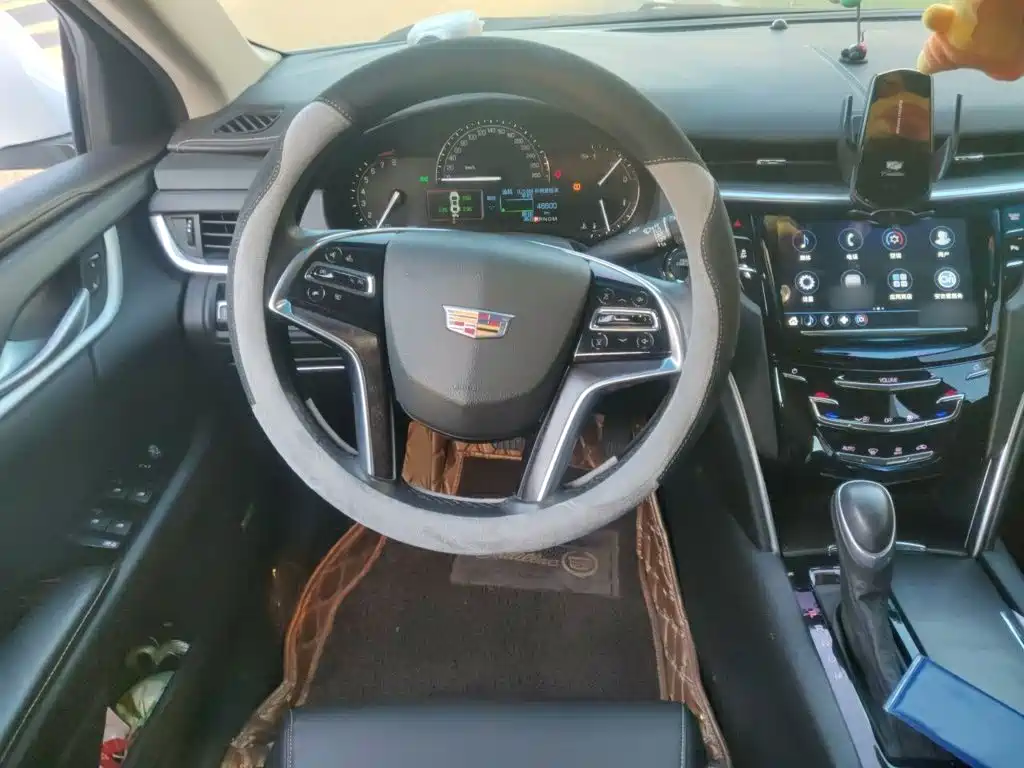 Cadillac XTS — миниатюра 3