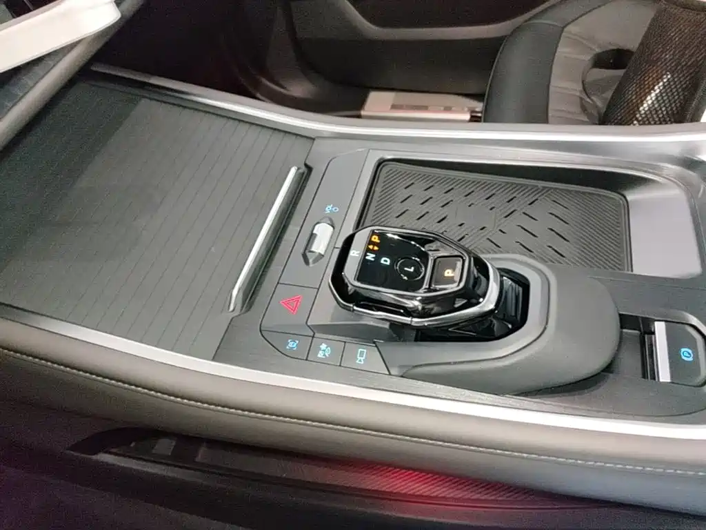 Ford Edge — миниатюра 14
