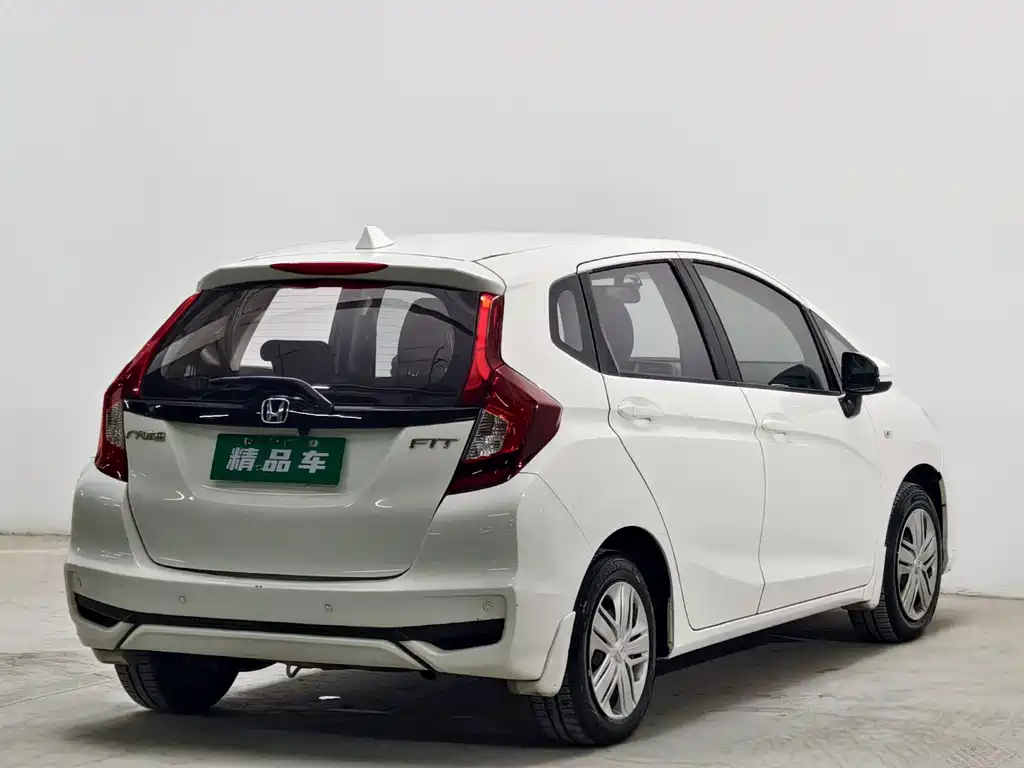 Honda Fit — миниатюра 4