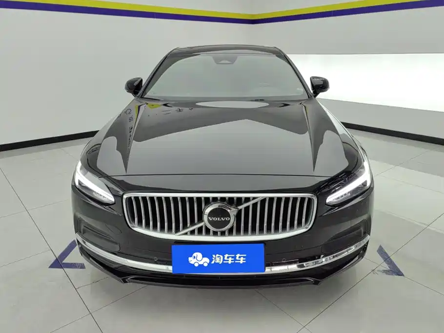 Volvo S90 — миниатюра 2