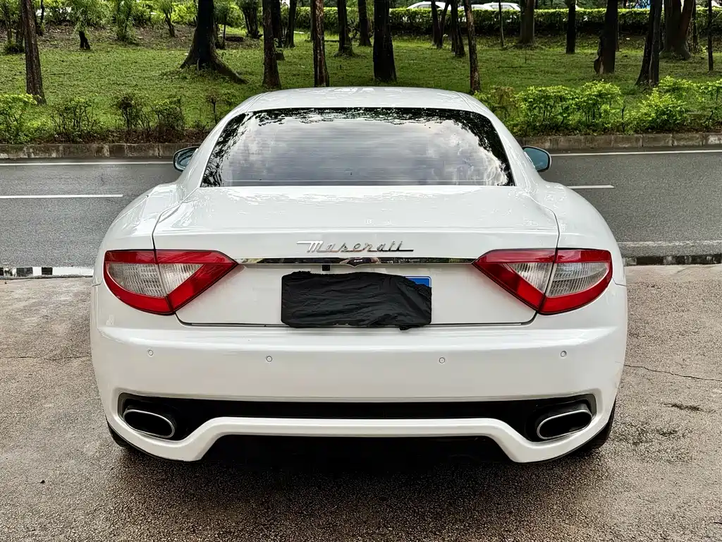 Maserati GranTurismo 2009 4.7L Sport Automatic