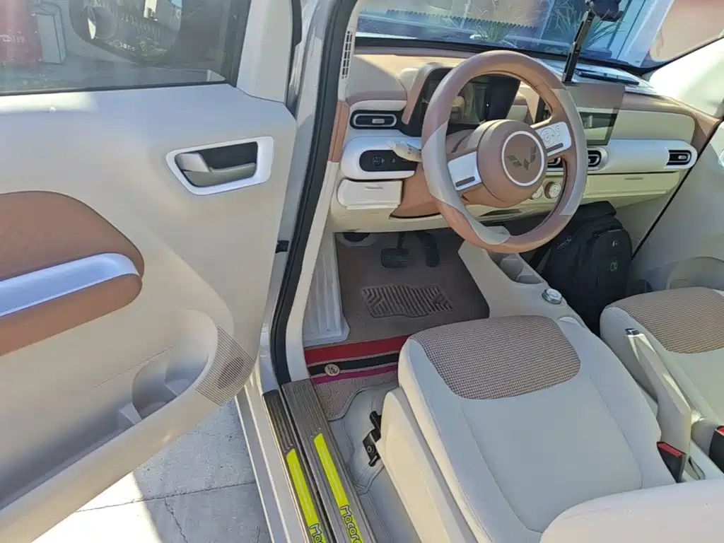 Wuling MINIEV — миниатюра 16