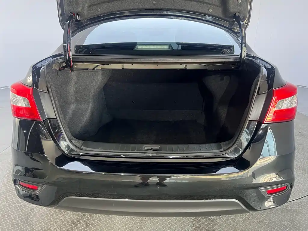 Nissan Sylphy — миниатюра 17