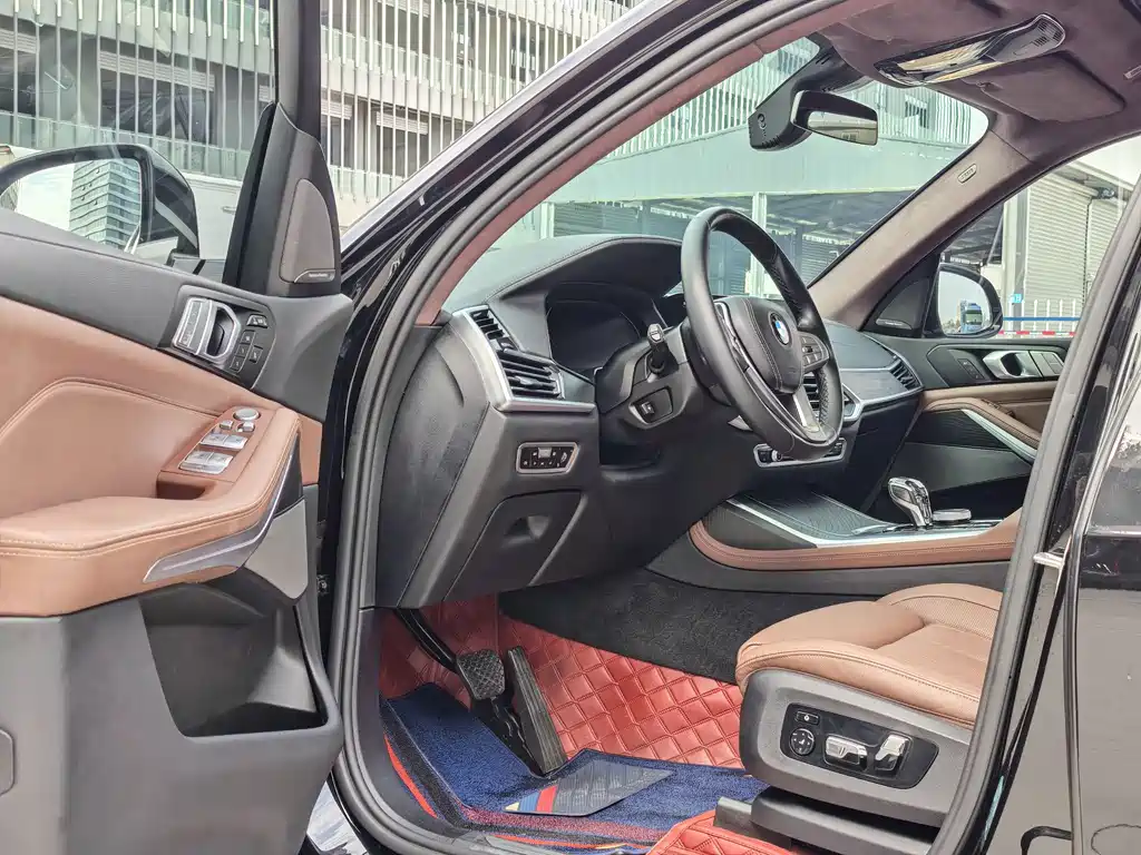 BMW X7 — миниатюра 6