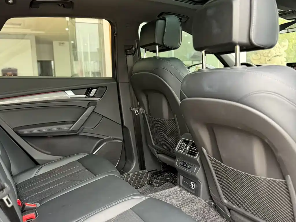 Audi Q5L — миниатюра 6