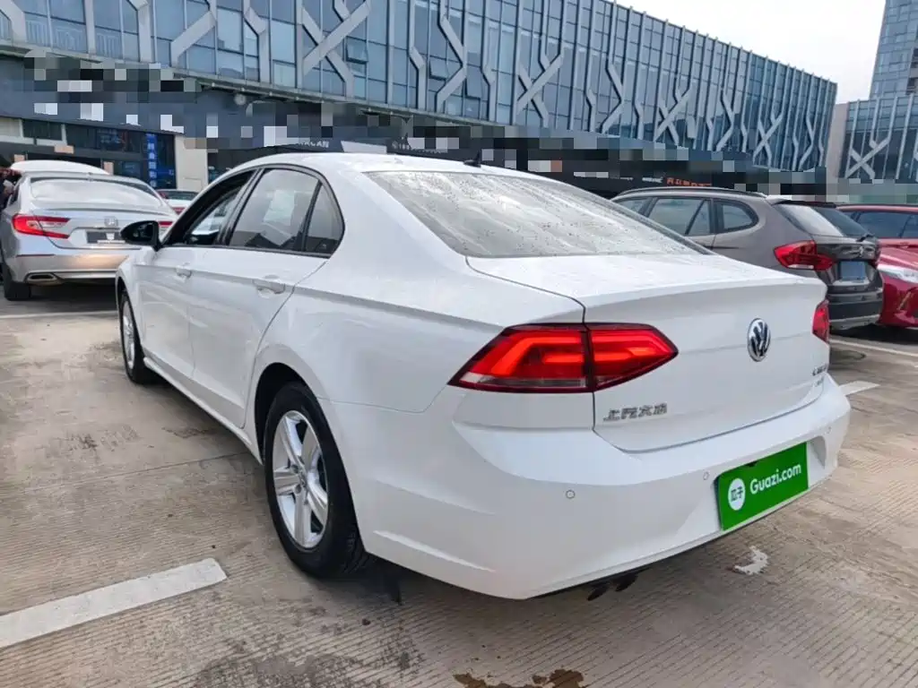 Volkswagen Lamando — миниатюра 5