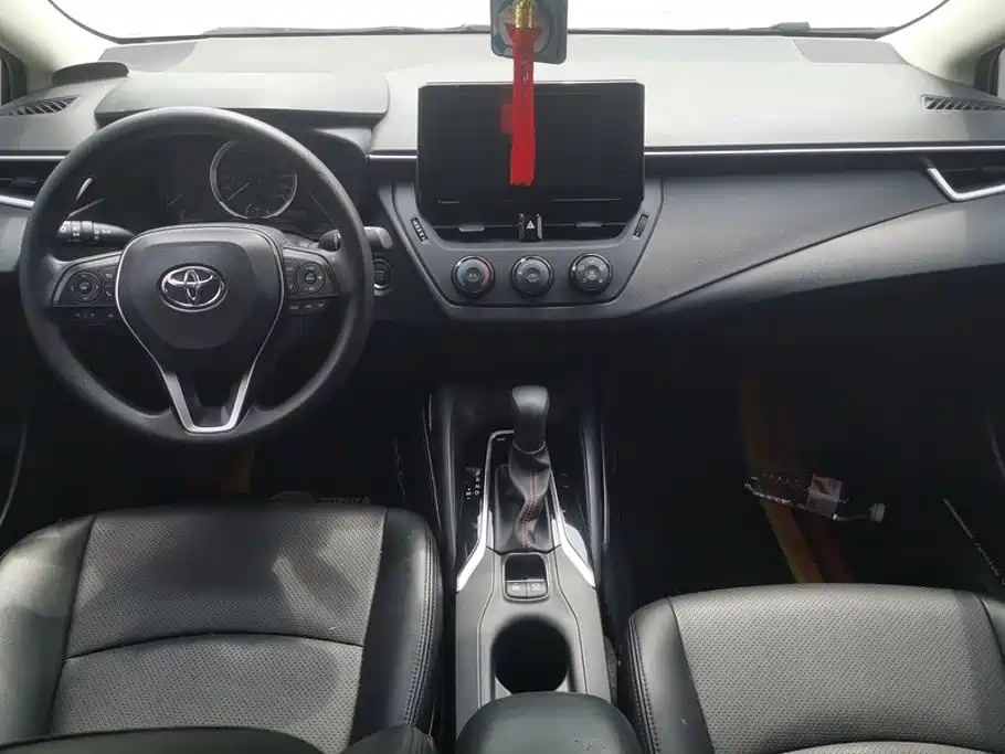 Toyota Corolla — миниатюра 12