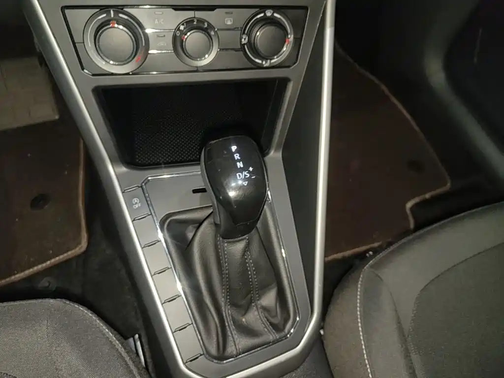 Volkswagen Polo — миниатюра 14