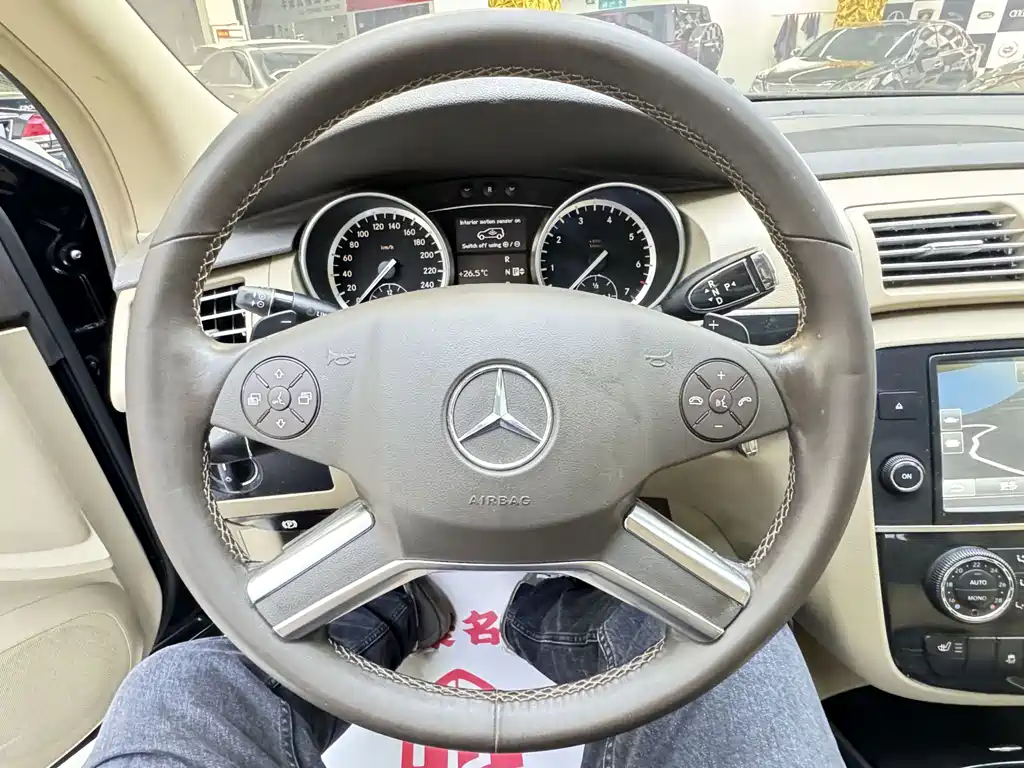 Mercedes-Benz R-Class — миниатюра 12