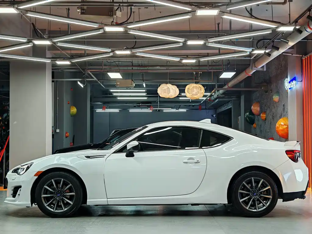 SUBARU BRZ