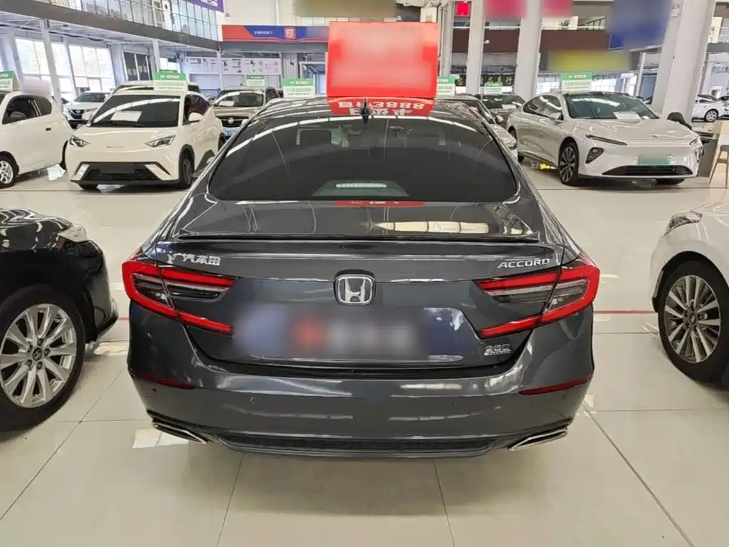 Honda Accord — миниатюра 6