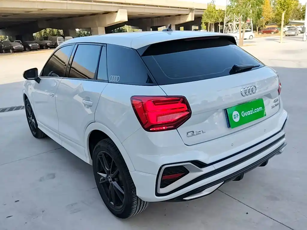 Audi Q2L — миниатюра 5