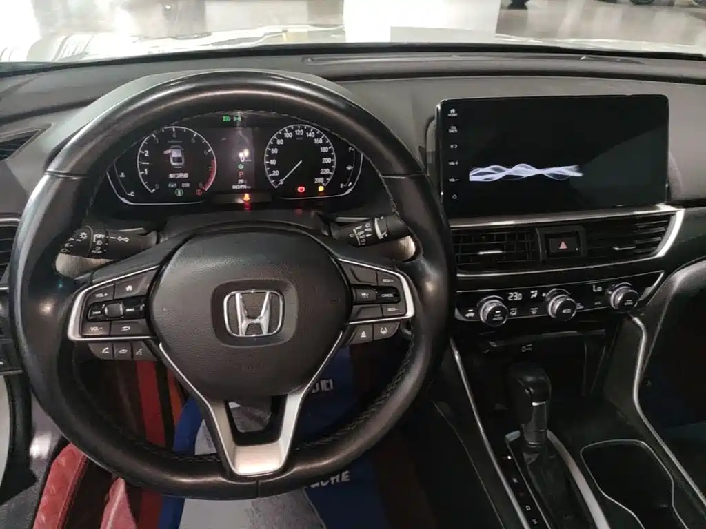 Honda Accord — миниатюра 10