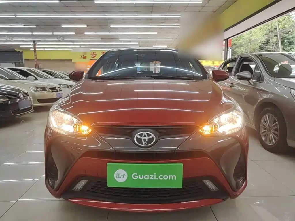 Toyota Yaris L — миниатюра 3