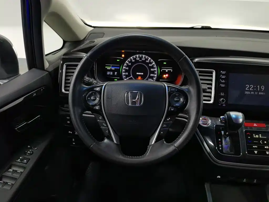 Honda Elysion — миниатюра 11