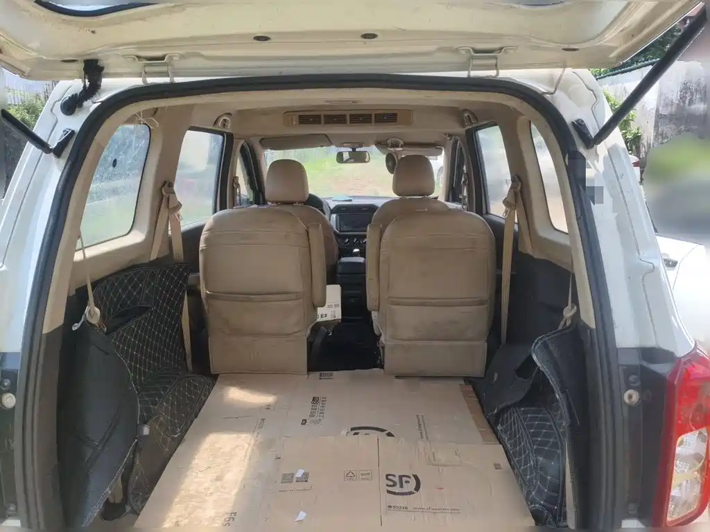 Wuling Hongguang — миниатюра 15