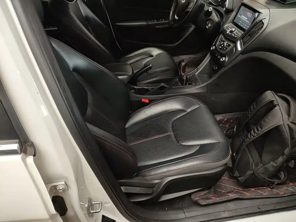 Chery Arrizo 5 — миниатюра 25