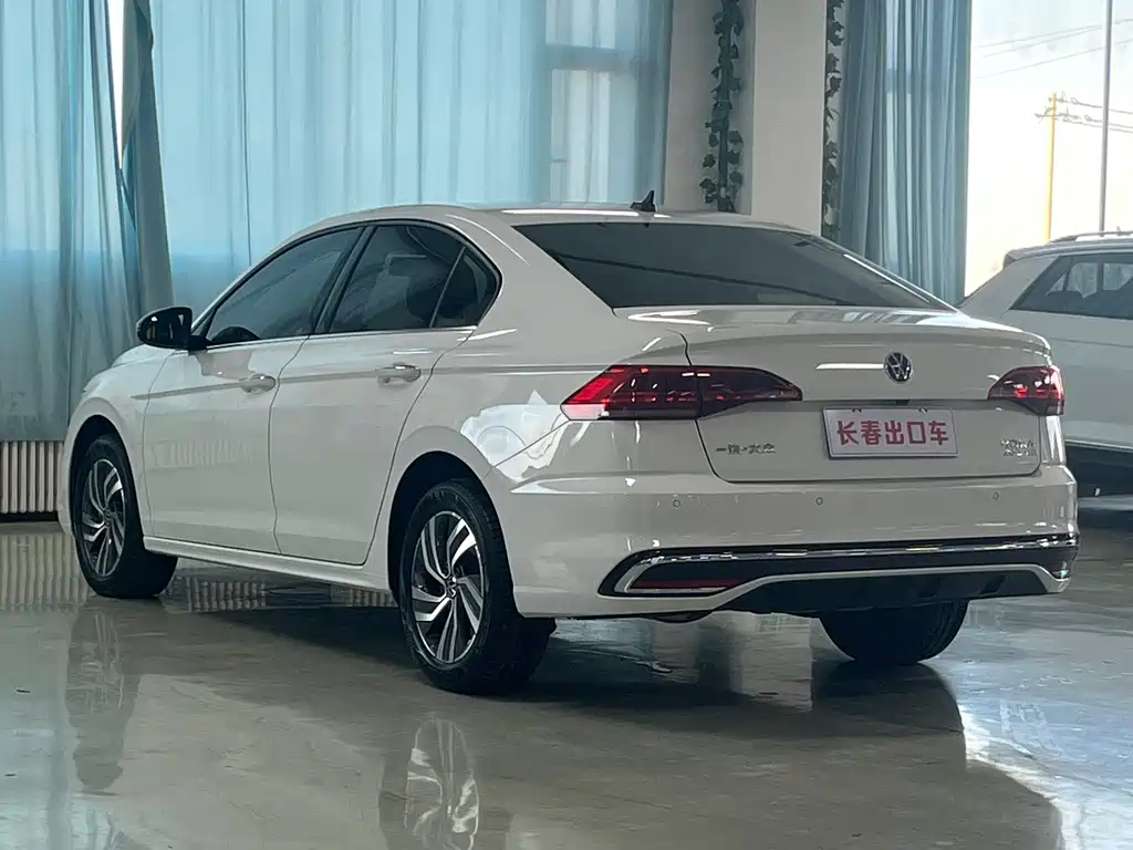 Volkswagen Bora — миниатюра 4