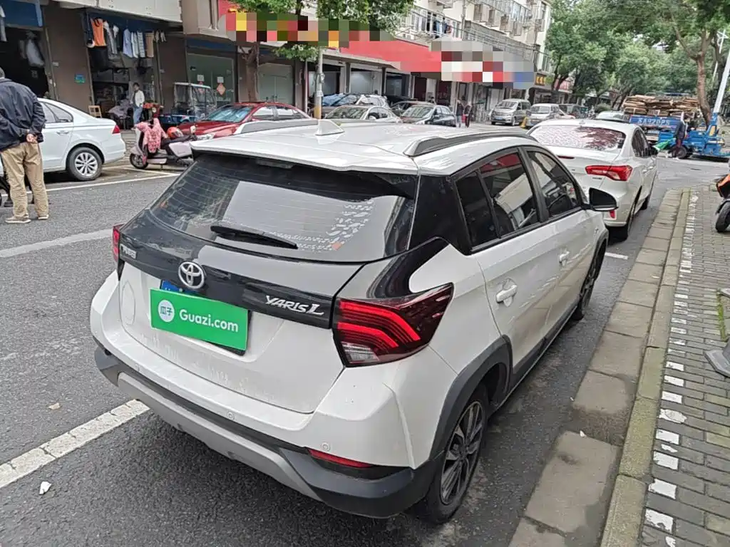 Toyota Yaris L — миниатюра 7