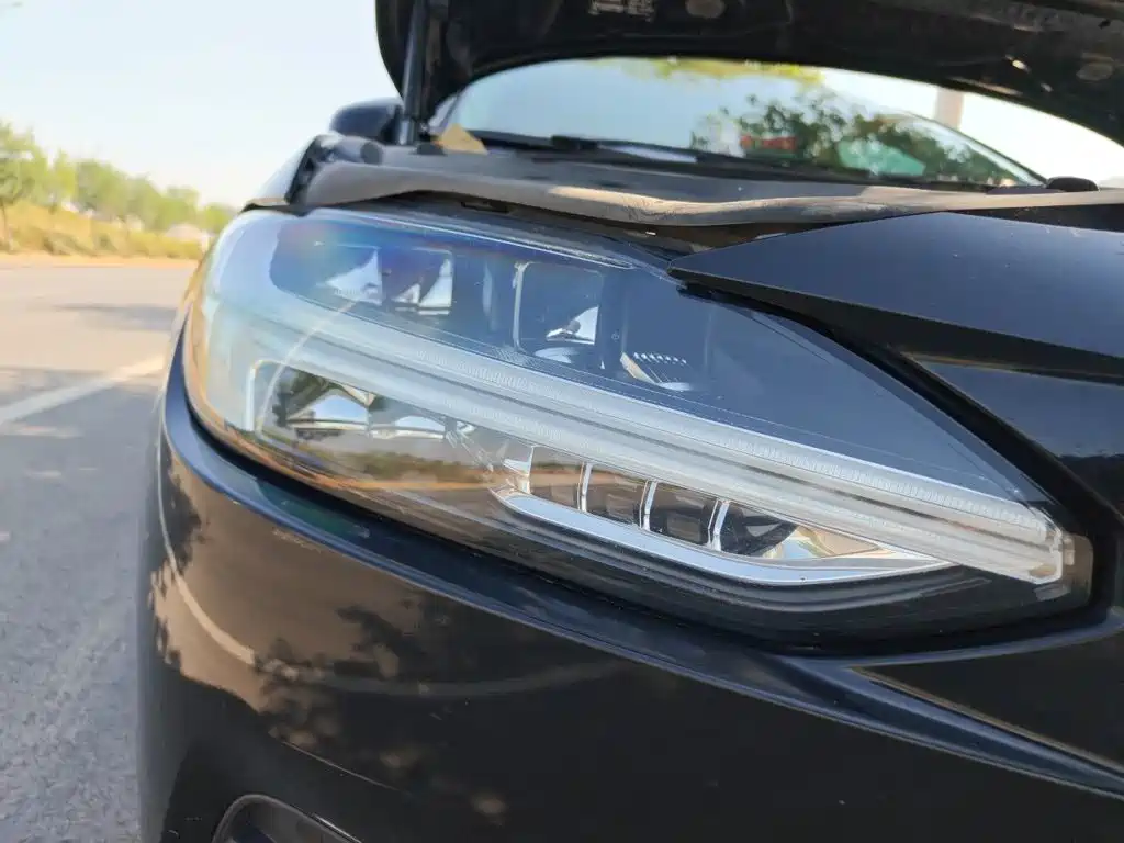 Volvo S90 — миниатюра 7