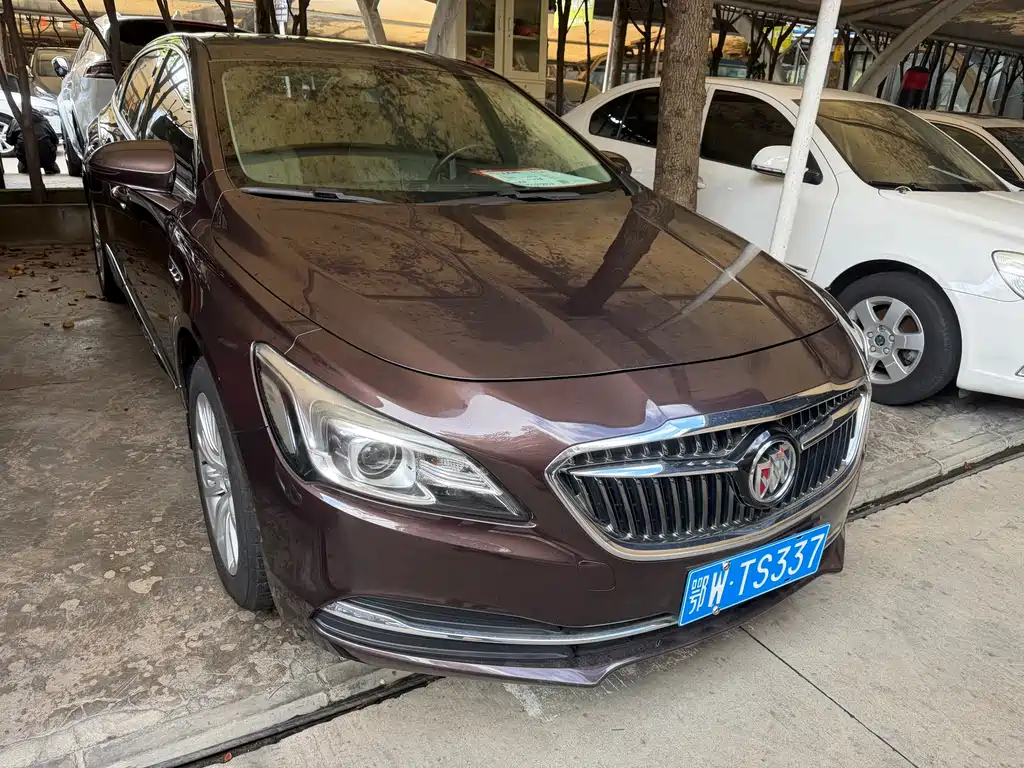Buick LaCrosse — миниатюра 3