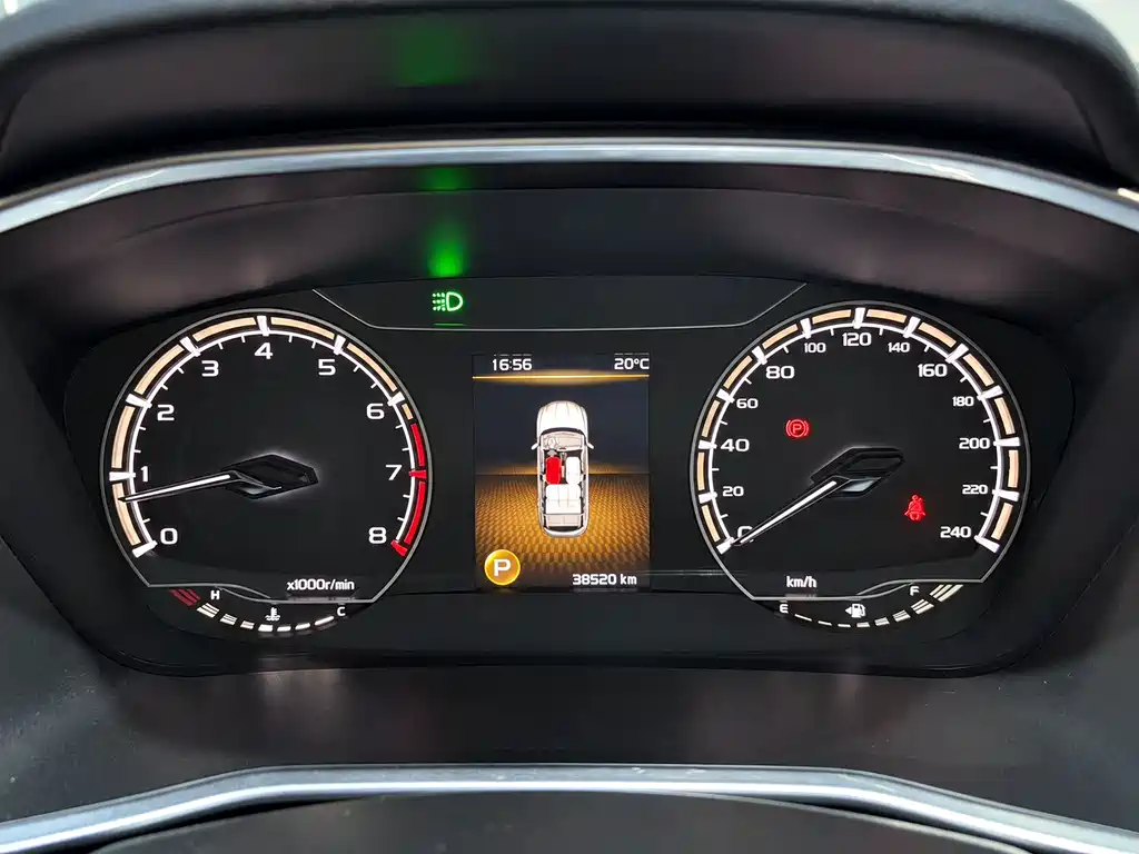 Geely Binyue — миниатюра 13