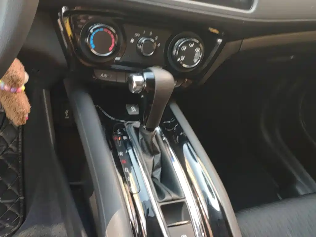 Honda Vezel — миниатюра 14