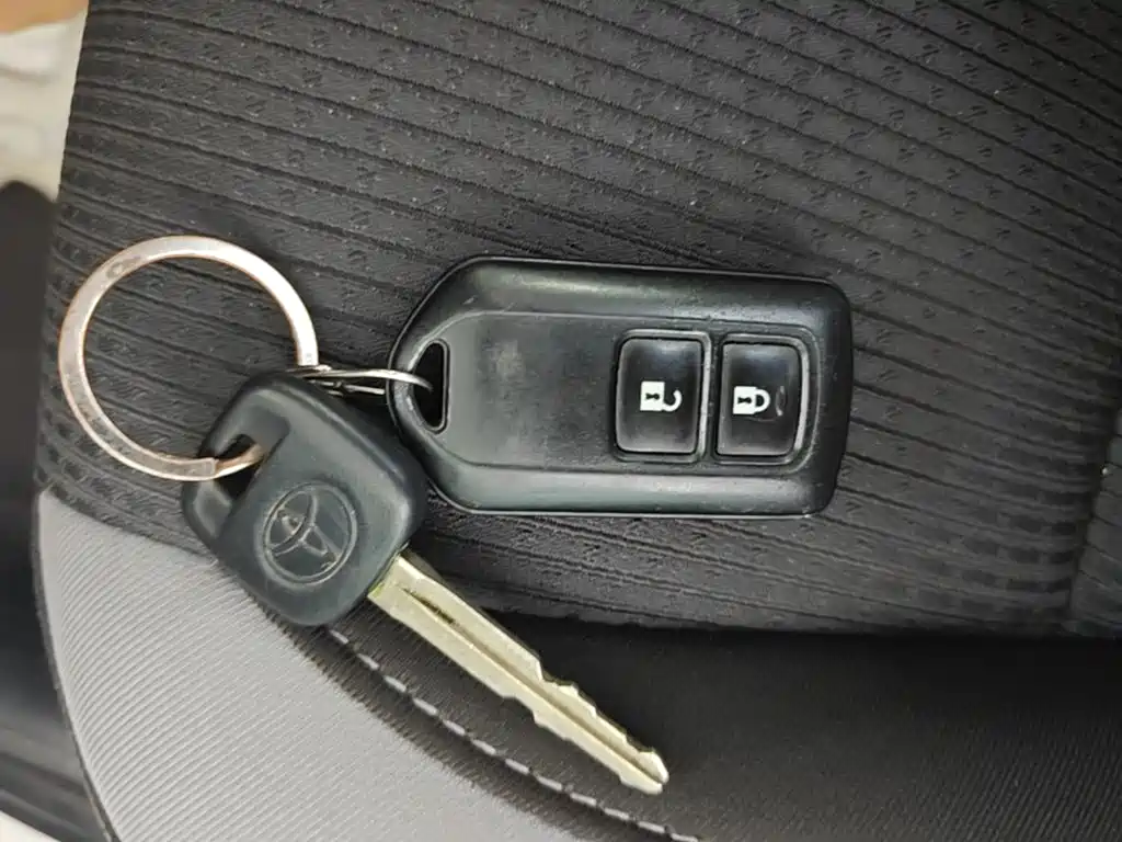 Toyota Yaris L — миниатюра 9