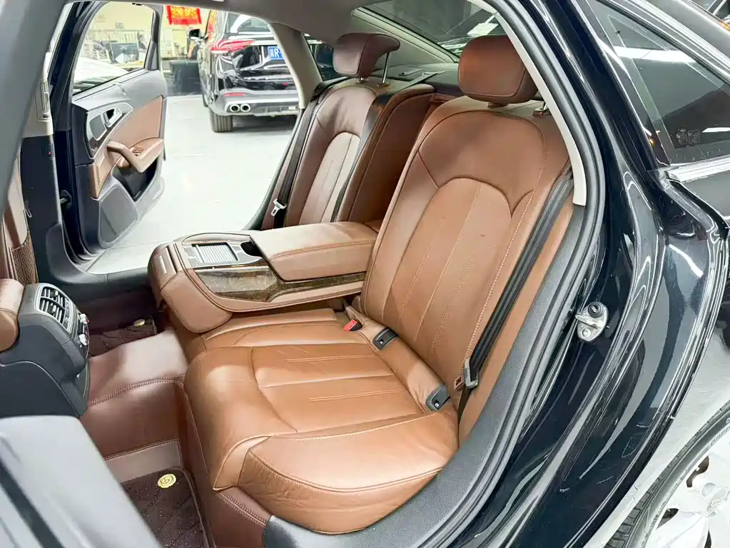Audi A6L — миниатюра 13