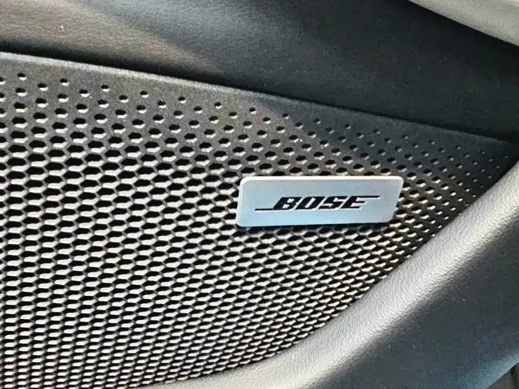 Porsche Taycan — миниатюра 8