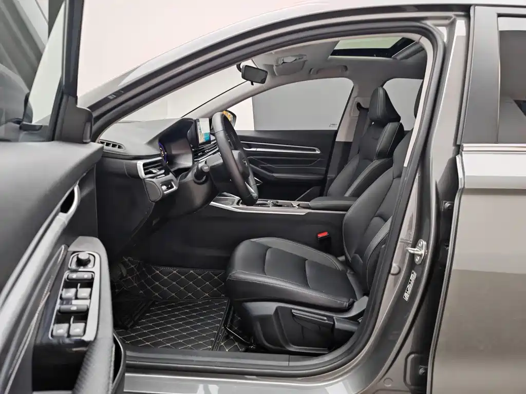 Geely Emgrand — миниатюра 14