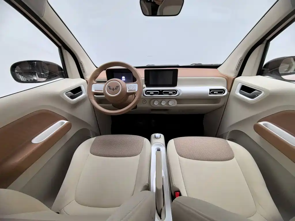 Wuling MINIEV — миниатюра 5