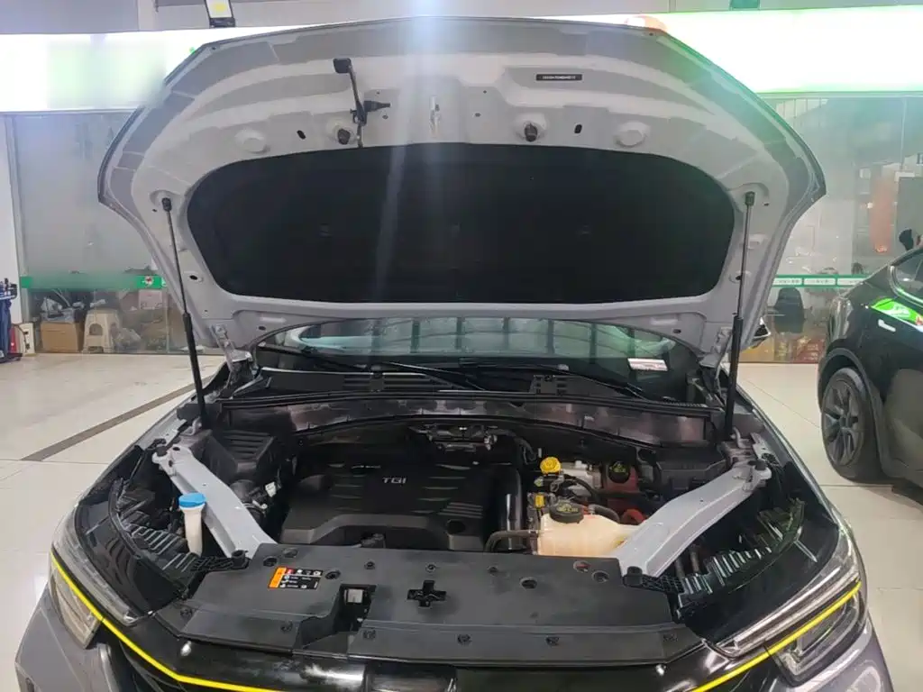 Roewe RX5 New Energy — миниатюра 20