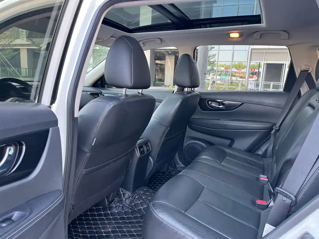 Nissan X-Trail — миниатюра 13