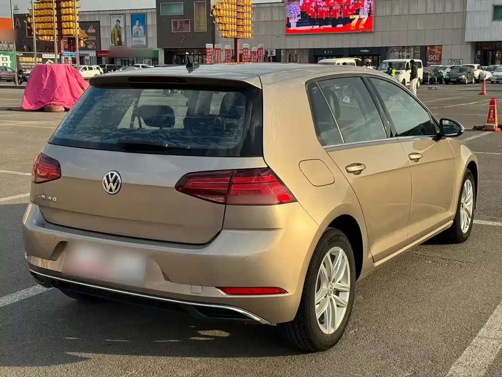 Volkswagen Golf — миниатюра 7