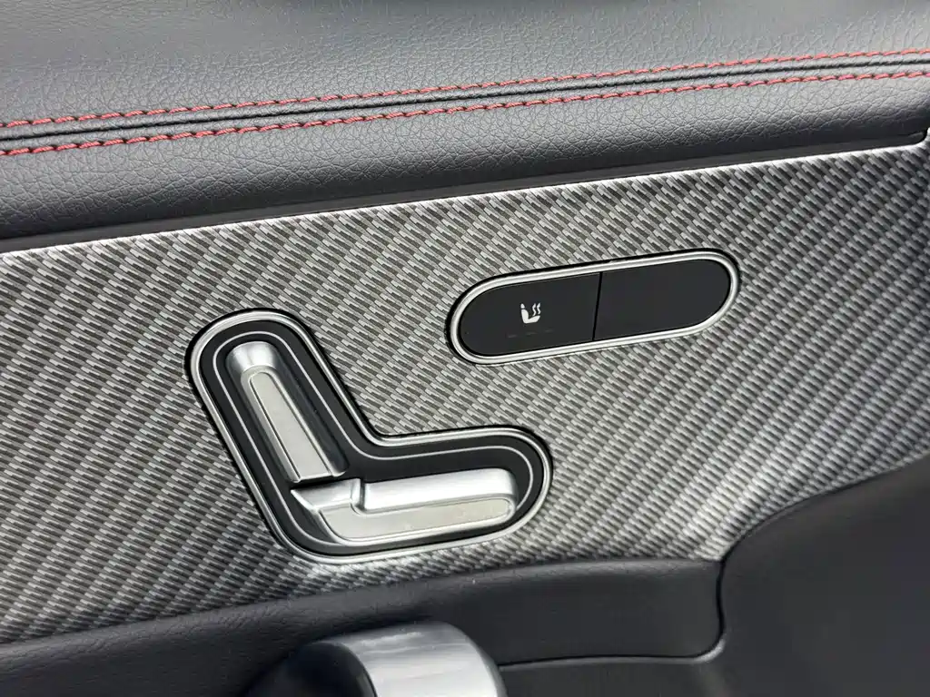 Mercedes-Benz A-Class — миниатюра 13