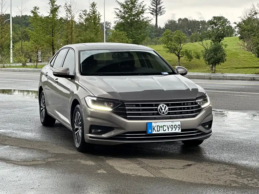 Volkswagen Sagitar — миниатюра 3