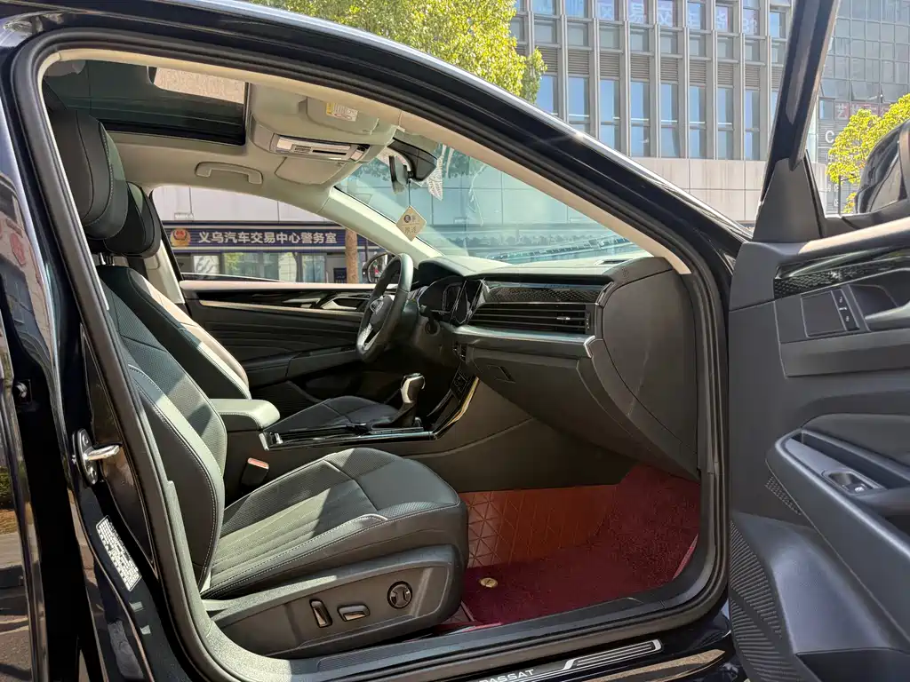 Volkswagen Passat — миниатюра 11