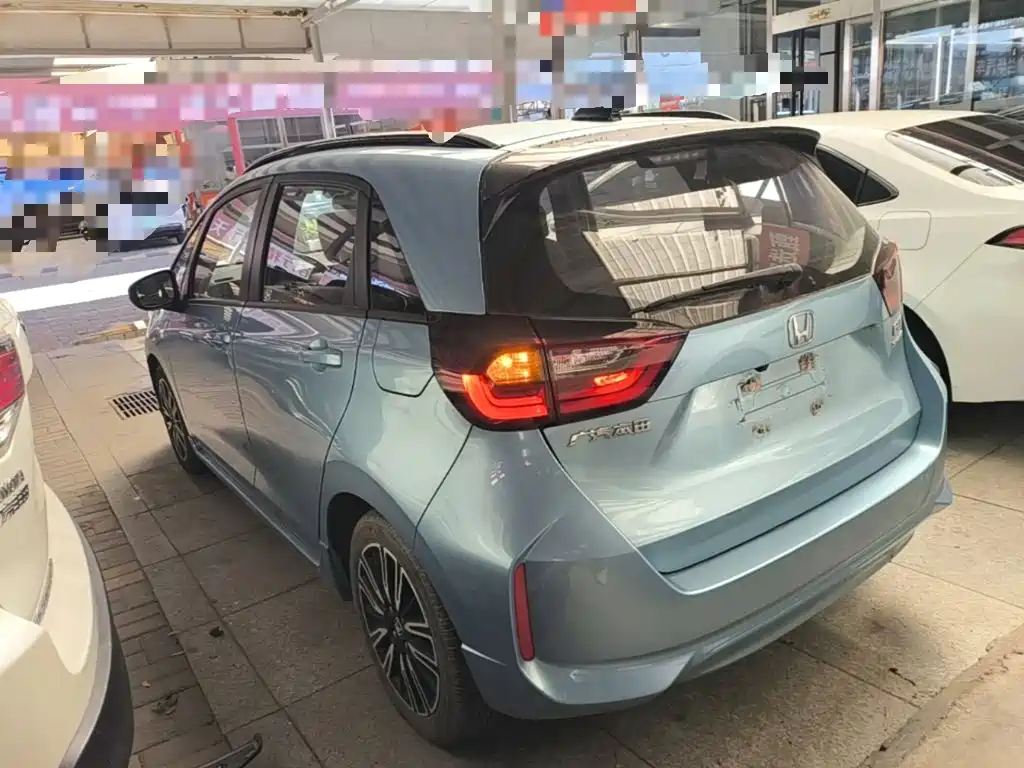 Honda Fit — миниатюра 5