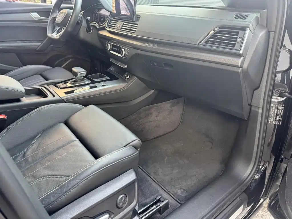 Audi Q5L — миниатюра 23