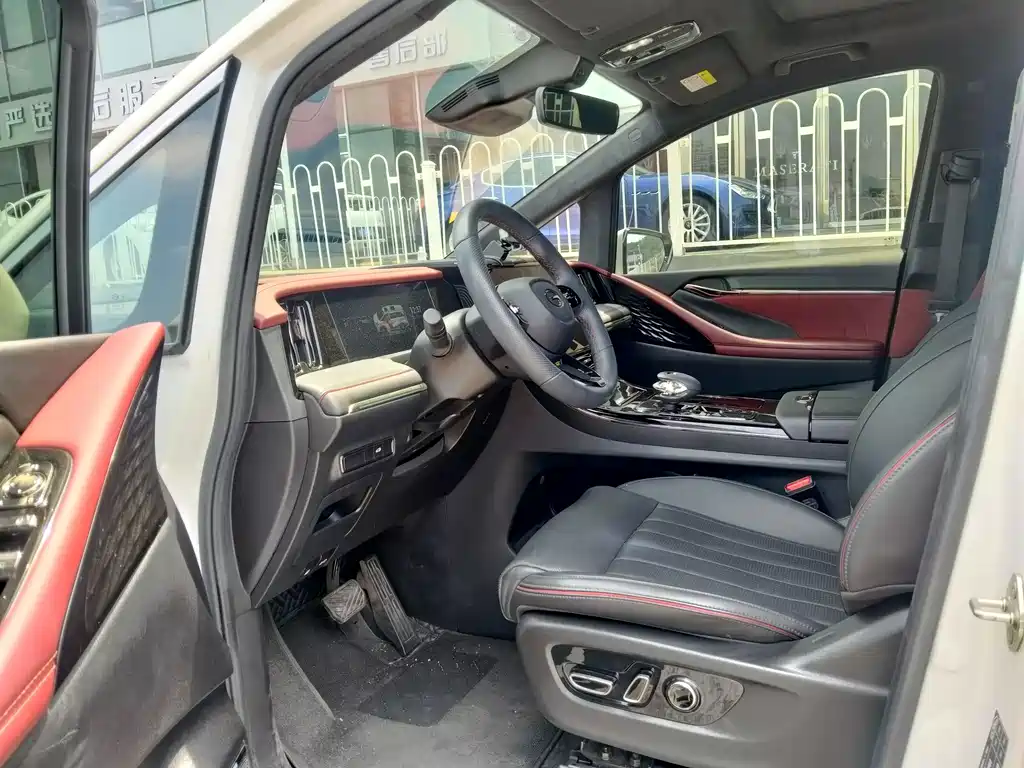 GAC Motor Trumpchi M8 — миниатюра 4