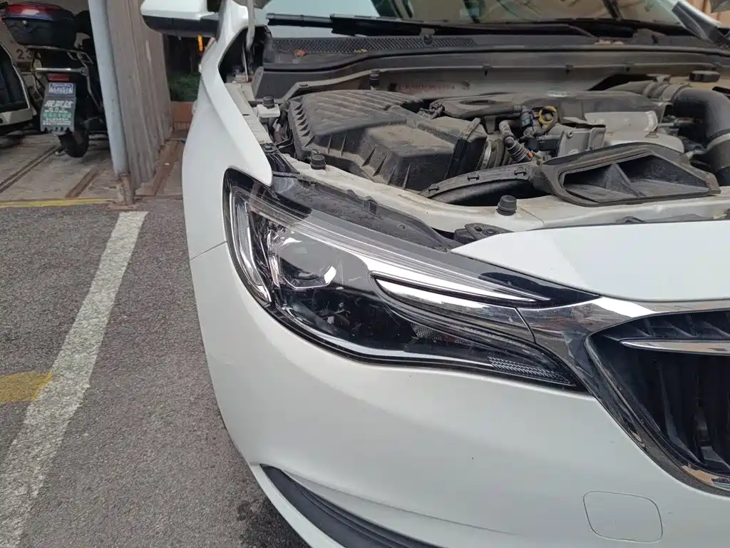 Buick Excelle — миниатюра 7