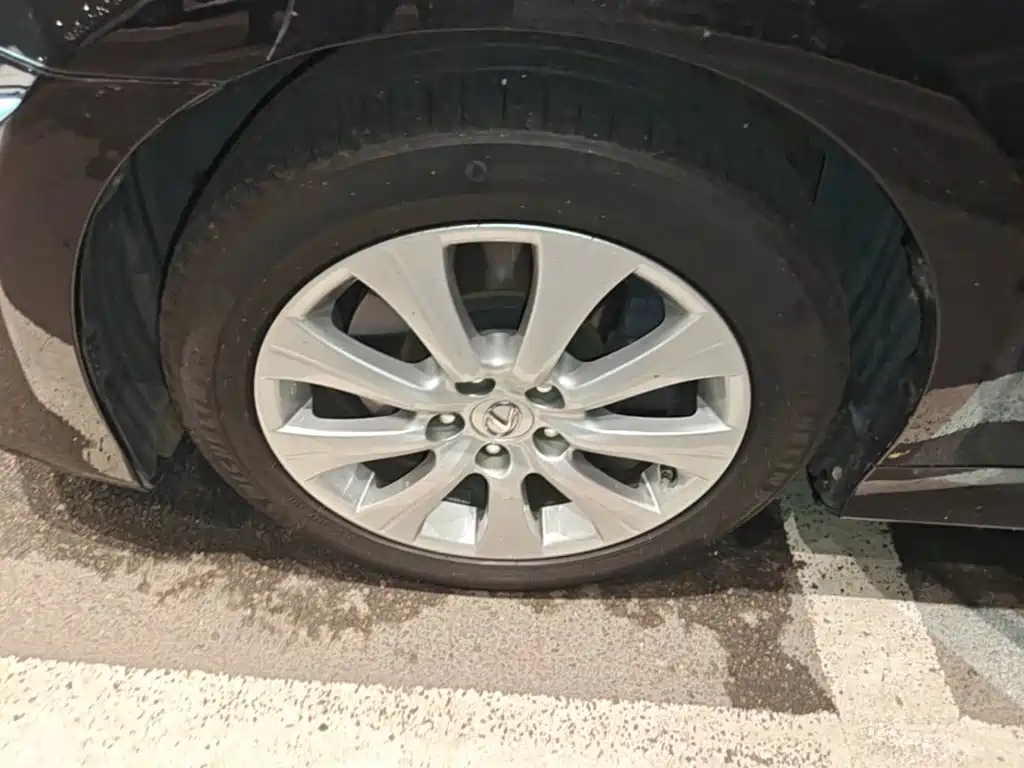Lexus GS — миниатюра 23